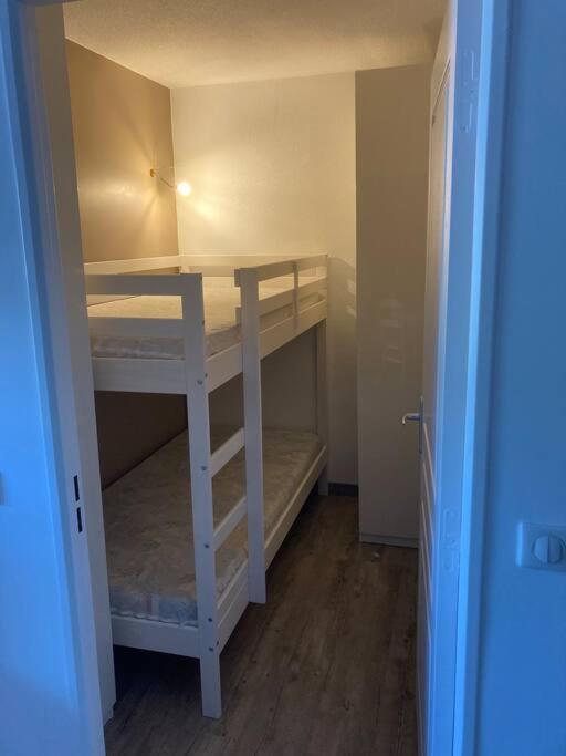 Superbe Appartement Avec Piscine Et Garage Péone 外观 照片