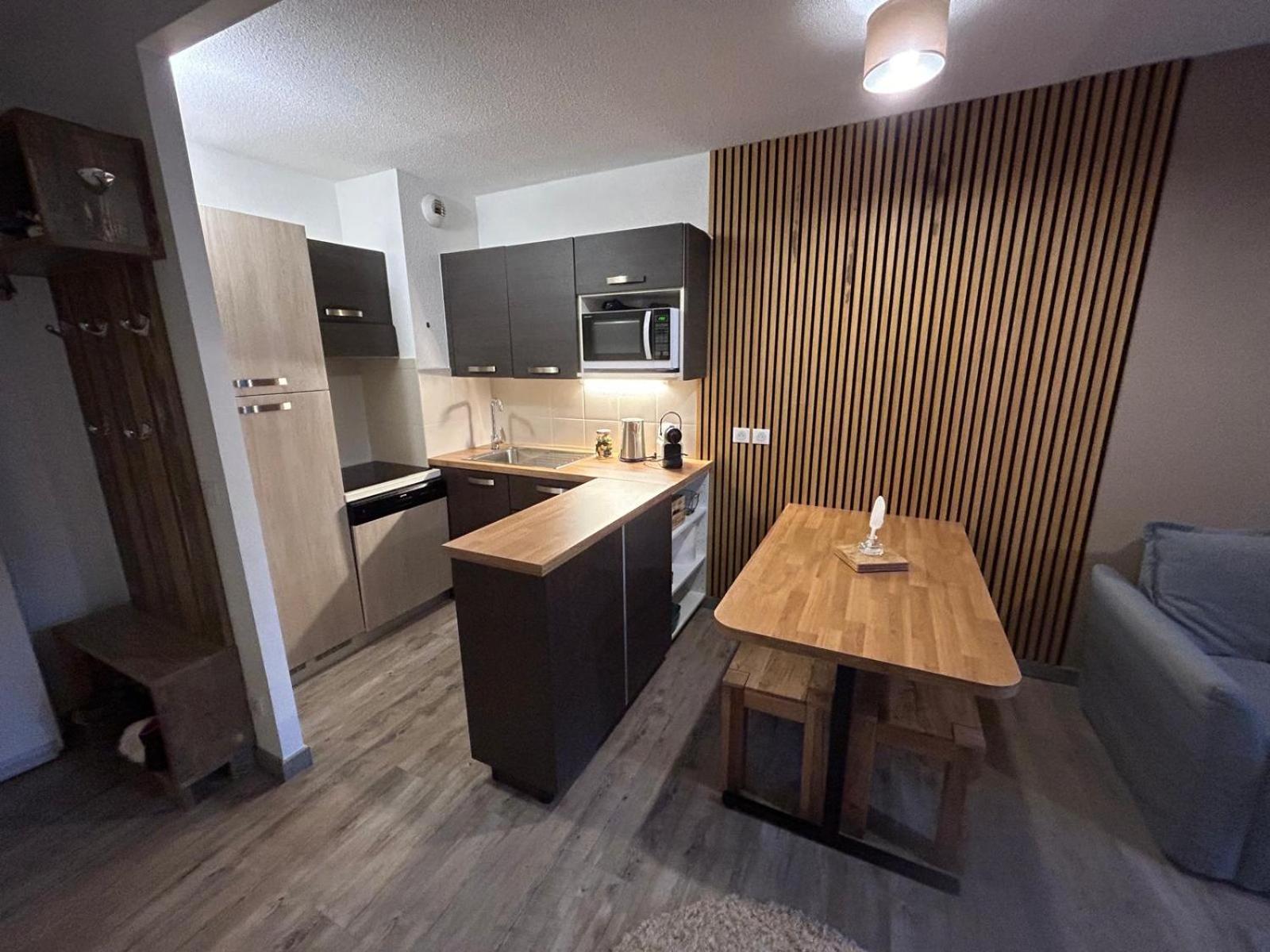 Superbe Appartement Avec Piscine Et Garage Péone 外观 照片